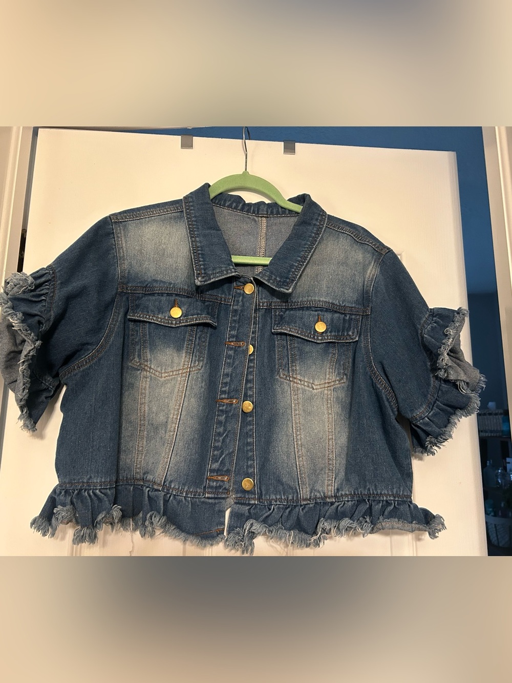 Cropped Denim Ruffle-Hem Jacket - Blue Distressed Short Sleeve Size L
